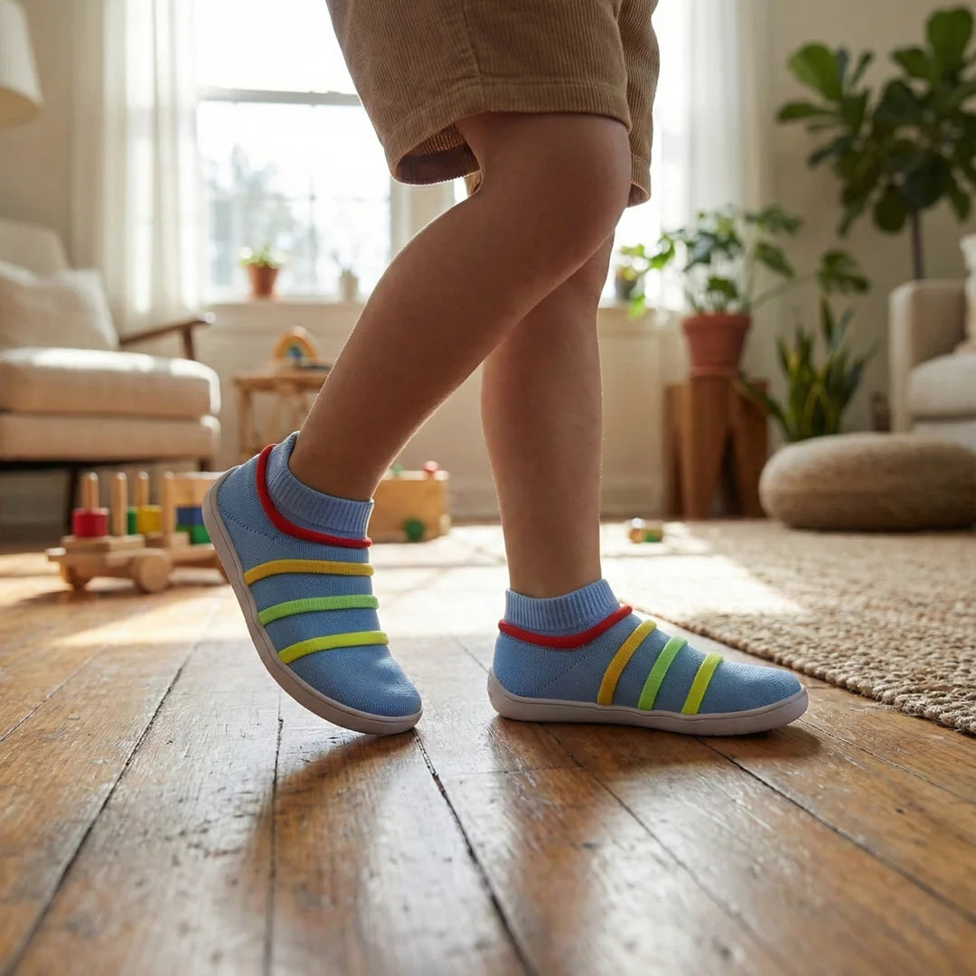 files/ni_o-usando-saguaro-kids-agile-ii-azul-casa.webp