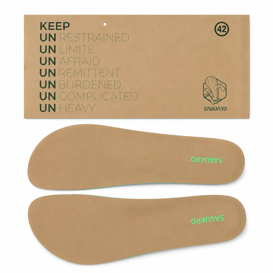 Plantilla absorbente de microfibra para calzado minimalista de adulto marca Saguaro, horma anatómica que evita la sudoración del pie en verano.