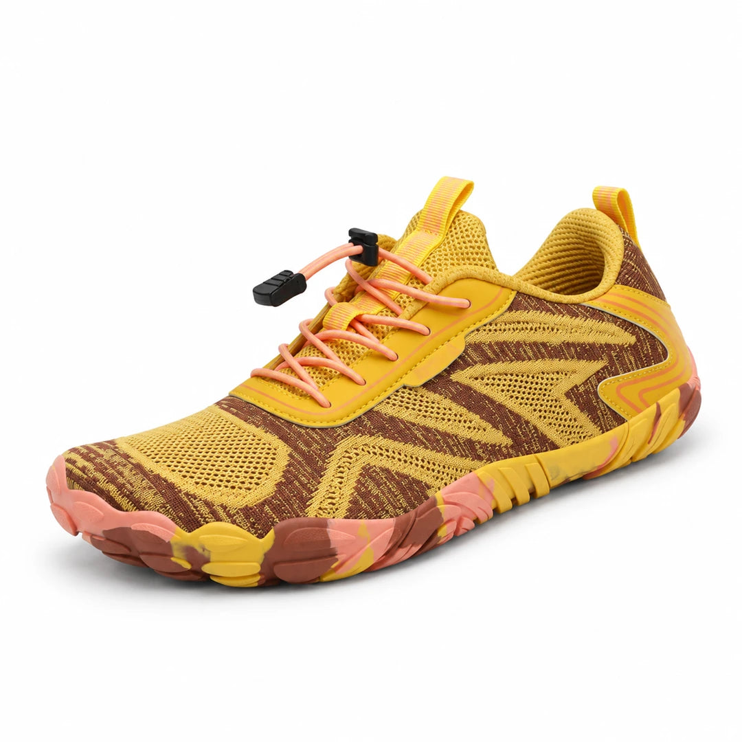 Zapato minimalista hombre Saguaro Active II amarillo con suela técnica de camuflaje.
